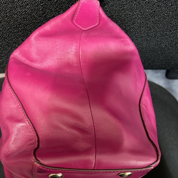 Coach Raspberry/fuscia Leather Satchel with shoulder strap. - Picture 5 of 10